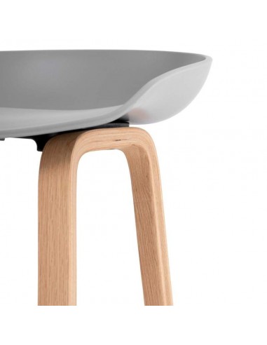 Taburete fijo nordico RUni 76, madera, plástico.