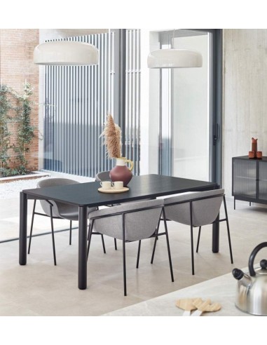 Teulat SILLA diseño HUG, GRIS CLARO, metal negro