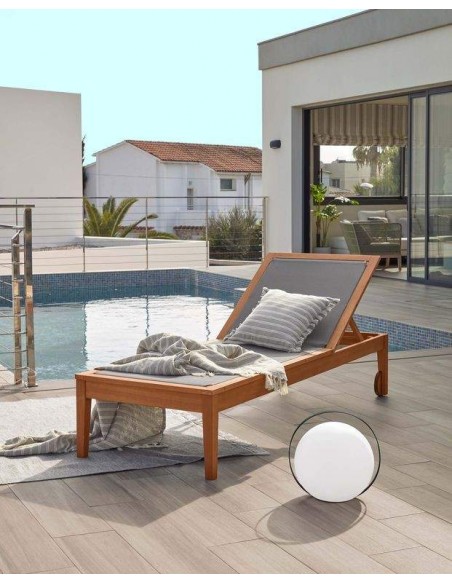 Tumbona de exterior Caterin tejido y madera maciza eucalipto 100%.