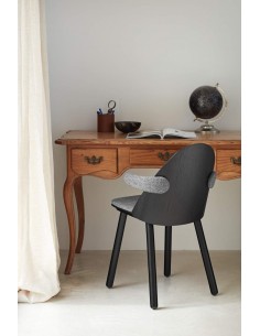 TEULAT SILLA CON BRAZOS UMA, negra y tela gris 2