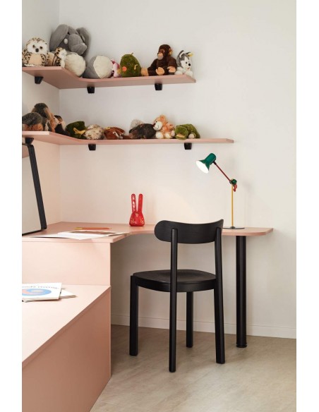 CADEIRA DE DESIGN TEULAT NARA, freixo com acabamento em preto