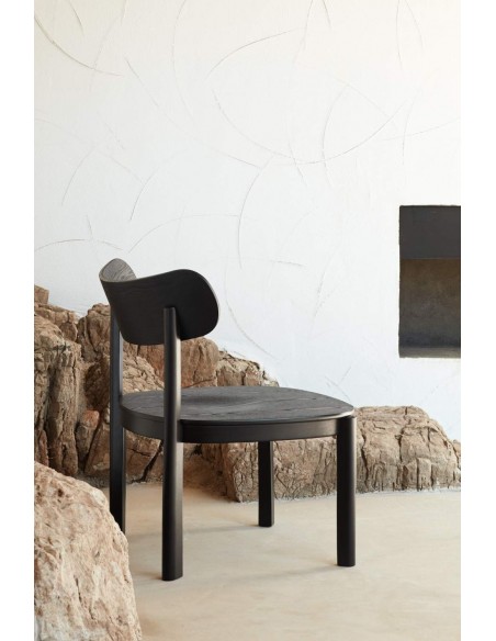 POLTRONA BAIXA DE TEULAT NARA, freixo acabado preto