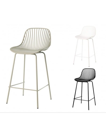 Banqueta Peyton 70, base em metal lacado mate e assento em polipropileno.