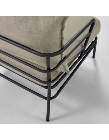 Sillón de exterior Mareluz de acero negro.