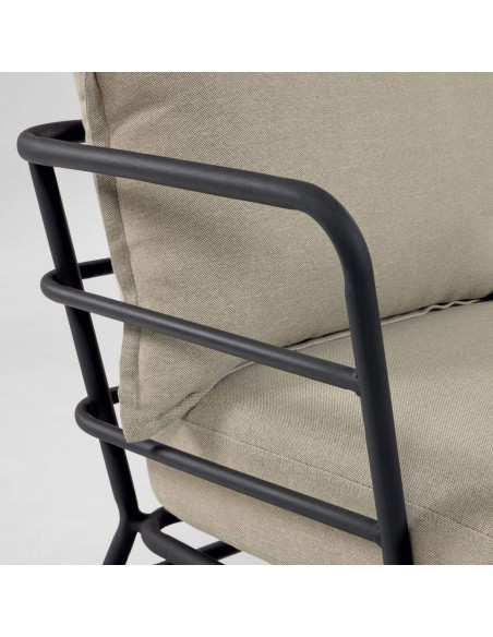 Sillón de exterior Mareluz de acero negro.