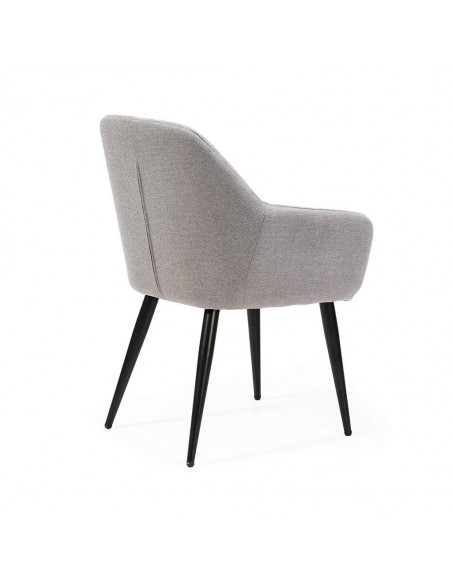 Silla de comedor con brazos NINA, tela y patas de metal negro.