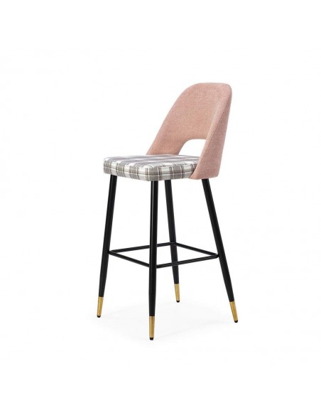 Banqueta em tecido de quadrados combinado MOCCIA, pernas em metal preto e ouro.