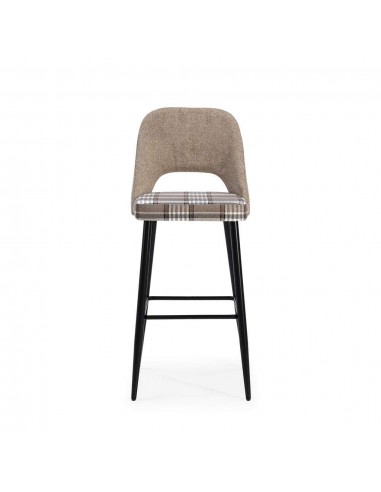 Banqueta em tecido de quadrados combinado...