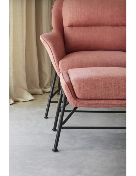 OTTOMAN SADIRA EN TEJIDO Y METAL.