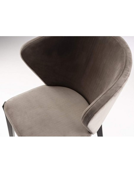 CADEIRA SCHULLER AZURA, metal PRETO, tecido veludo BEIGE.