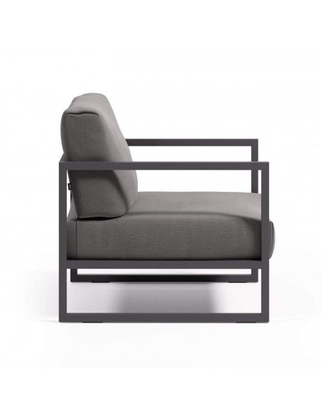 Butaca exterior Comova, tejido gris oscuro y aluminio gris oscuro.