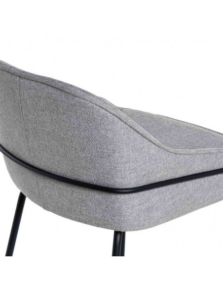 Banco alto LOUIS 76 cm. Estofamento cinza claro com pés de metal.