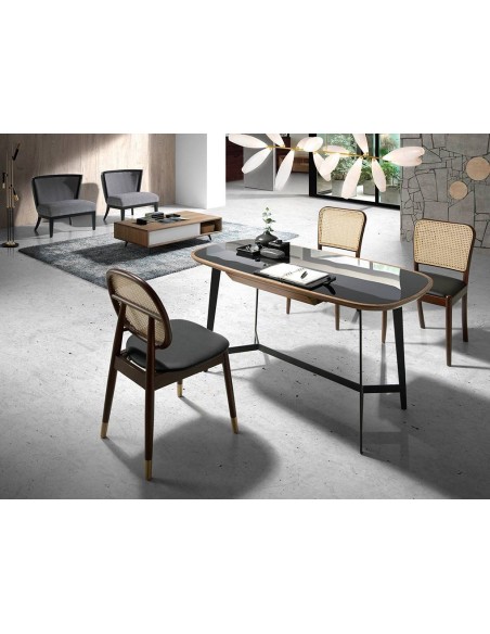 Angel Cerdá escritorio Alfa 140 x 72. Madera Nogal y cristal tintado negro