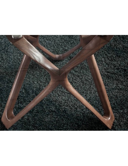 Ángel Cerdá, mesa redonda Vium 130, tapa de cristal y base en madera color nogal