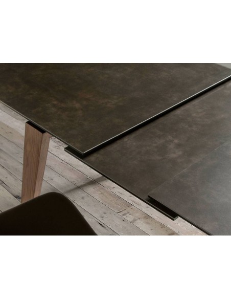 Ángel Cerdá 1026. Mesa extensible RAUW 180(230) x 90. Porcelánico y madera Nogal.