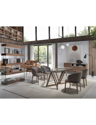 Ángel Cedá 4108. Cadeira AKIL, couro sintético...