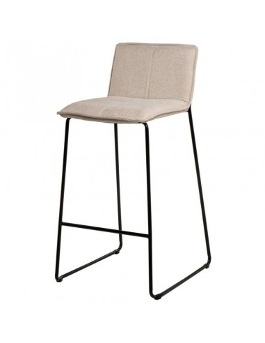 Banqueta design ABOT 75, metal e assento em tecido bege.