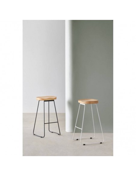 Taburete JOEL 66, metal blanco y asiento de madera natural