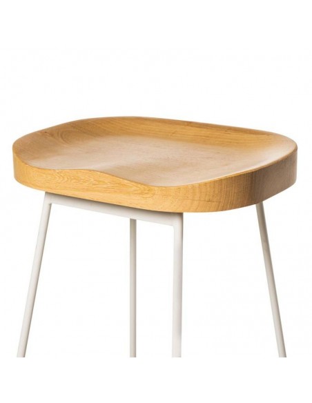 Banqueta JOEL 66, metal branco e assento de madeira natural