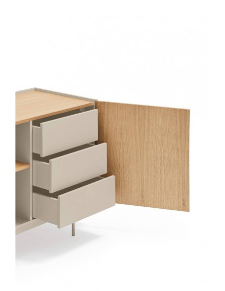 Aparador Teulat OTTO 130 x 45. MDF areia e carvalho, base metálica.