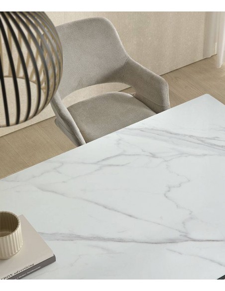 Mesa de comedor PETRUS 180 x 90, porcelánico símil mármol y metal.