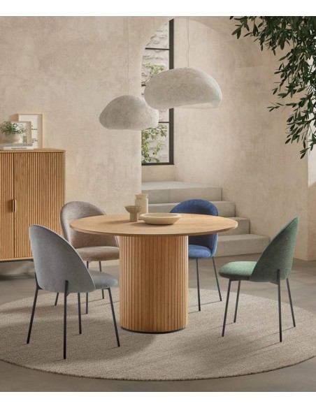 Mesa de comedor NERU 120 en madera natural.