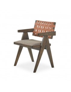 Silla con brazos MELKY, madera natural acabado nogal.
