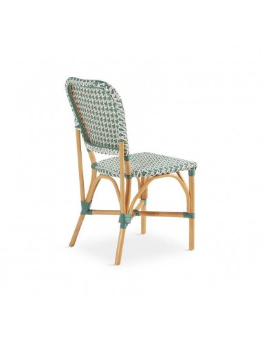 Silla FACTUM de ratán color verde.