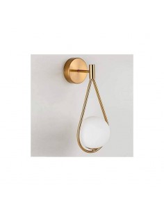 Aplique de pared BRADY, metal dorado y esfera blanca.