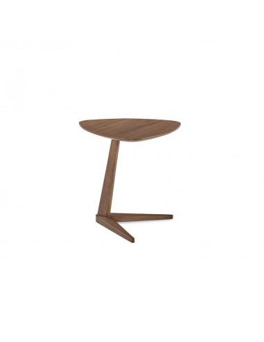 Mesa auxiliar triangular LARA en madera nogal.