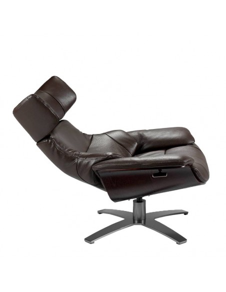 Sillón giratorio 5022 Angel Cerdá, piel chocolate con mecanismo relax.