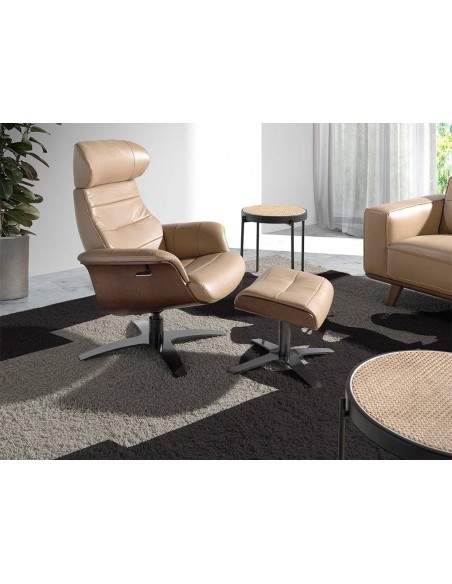 Sillón giratorio relax 5087 Angel Cerdá, tapizado en piel arena.