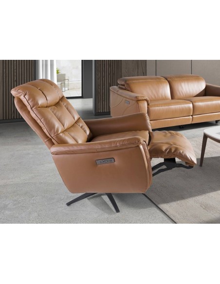 Poltrona relaxante design italiano couro marrom 5117 Angel Cerdá.