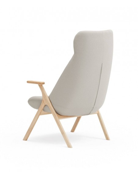 BUTACA TEULAT DINS TEJIDO CREMA y MADERA.