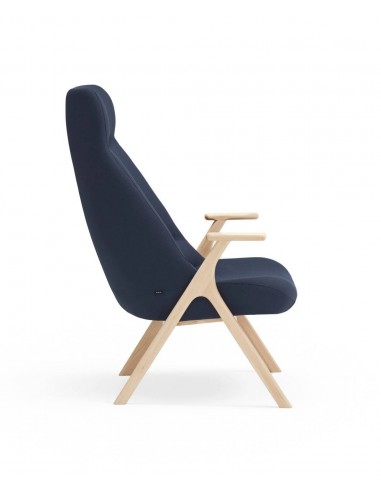 BUTACA TEULAT DINS, TEJIDO AZUL OSCURO y MADERA.