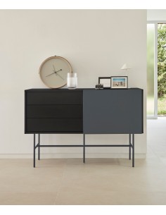 Teulat aparador NUBE 140 x 45, MDF lacado negro y antracita. 2