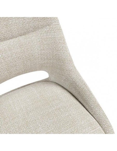 Cadeira de design Zahara em tecido Tango e pernas de aço preto.