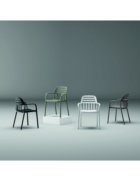 Silla de exterior con brazos DESIREE, apilable, polipropileno.