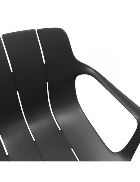 Silla de cocina con brazos YAMAL, polipropileno con patas de metal.