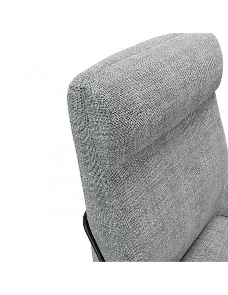 Poltrona MALIBU em tecido tango e aço com acabamento preto.