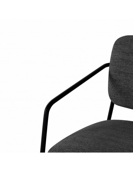 Poltrona VALETA de design retro, estofada Lemur e base em metal preto