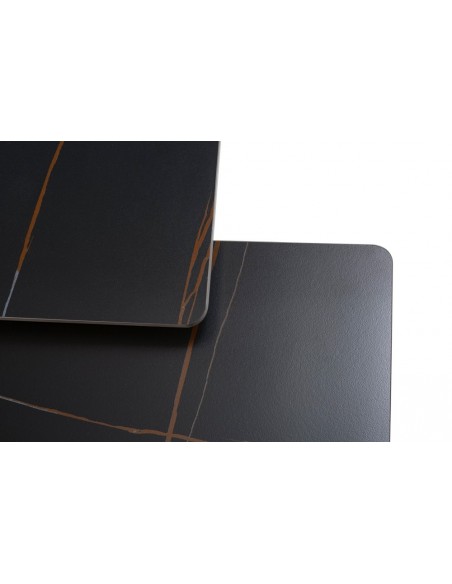 Set 2 mesas de centro cuadradas MERME, porcelánico y base metal negro