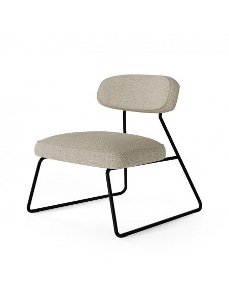 Butaca de diseño retro NICOSIA, tapizado Lemur y estructura en metal negro.