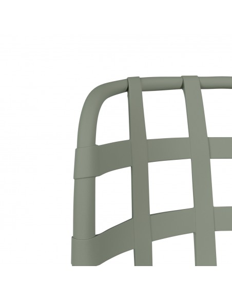 Silla de diseño GINA de polipropileno apilable.