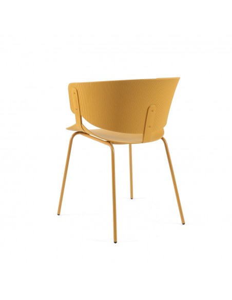 Silla de diseño con brazos TAYLOR en polipropileno y patas metálicas.