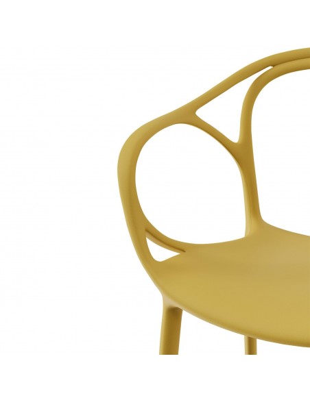 Silla exterior con brazos apilable EILIN en polipropileno.