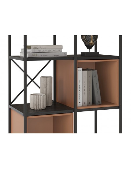 Prateleira design ANYA 70 x 179, melamina preta, cubo em terracota, base em metal