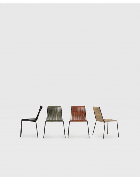 Silla de exterior EMILY en cuerda negro y base de metal negro