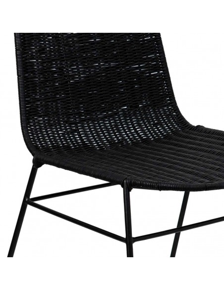 Silla Colette minimalista en ratán natural estructura de metal negro