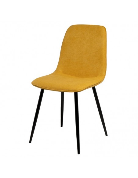 Silla MARLEEN tapizada con tela mostaza y patas de metal color negro.